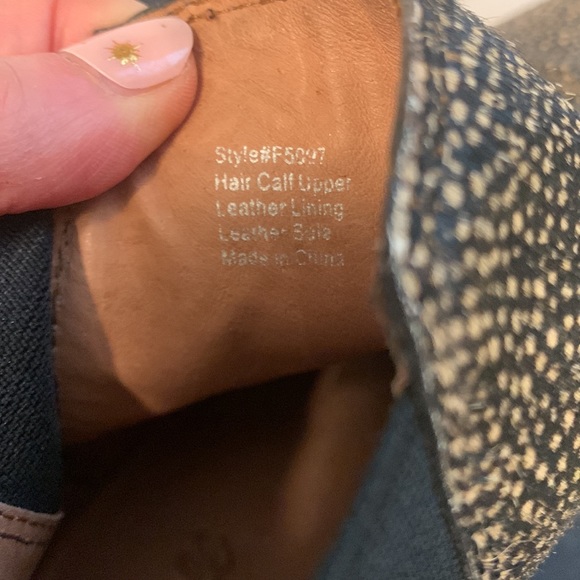 Madewell The Nadine Chelsea Boot - Picture 10 of 10